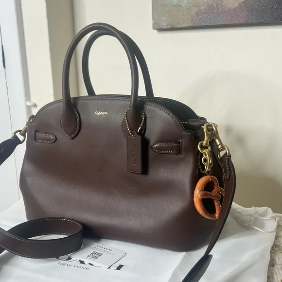 Coach Empire 28 Maple with gold hardware. - Picture 11 of 16